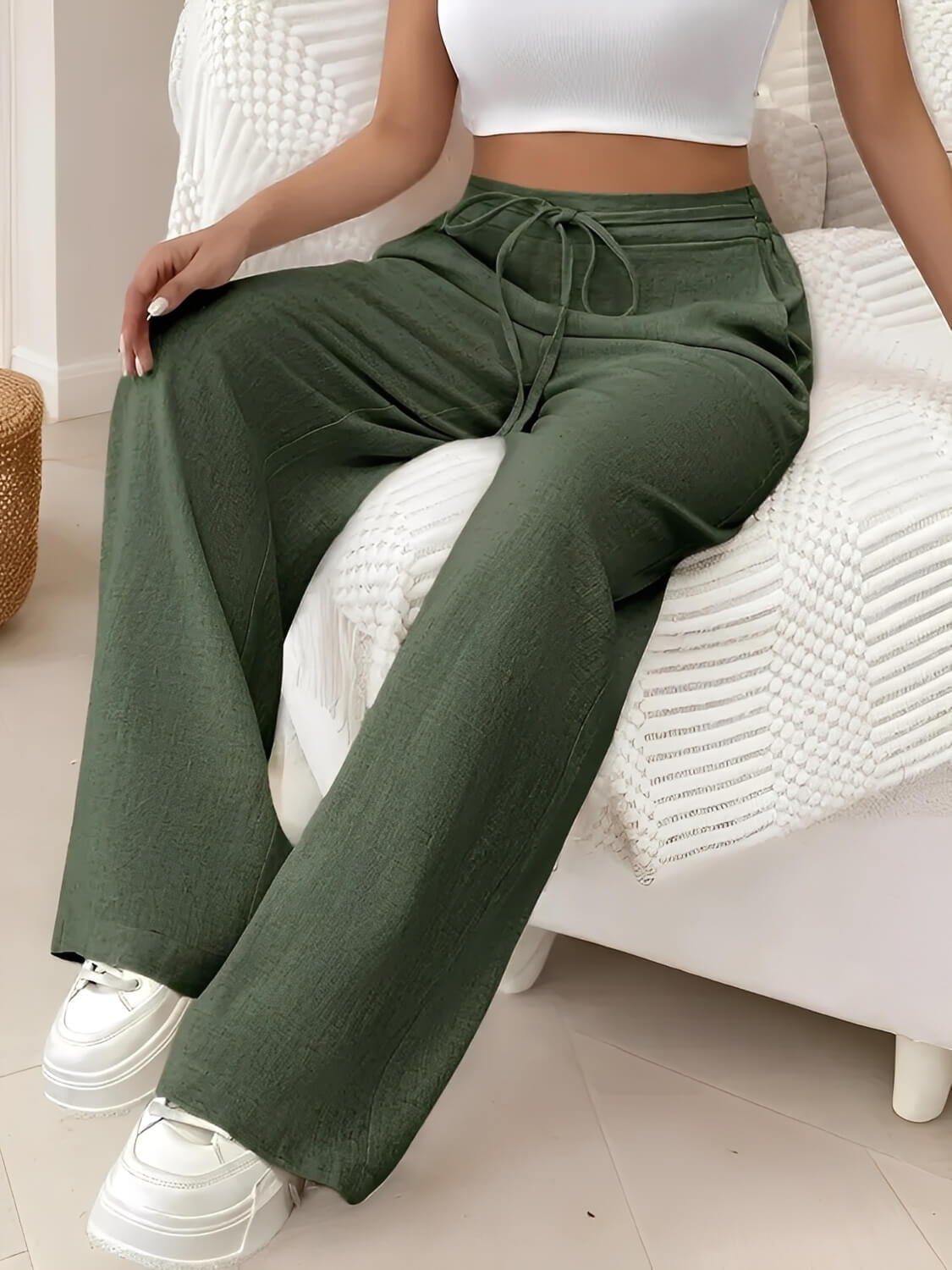Calça Pantalona com Cintura Alta Elástica e Amarração Ajustável – Anya