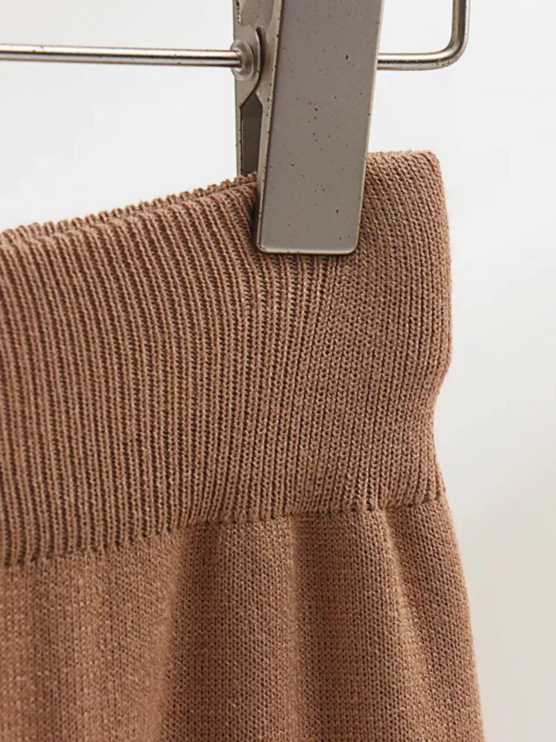 Conjunto de Tricô com Suéter de Gola Alta Listrado e Calça Leve - Tarcila