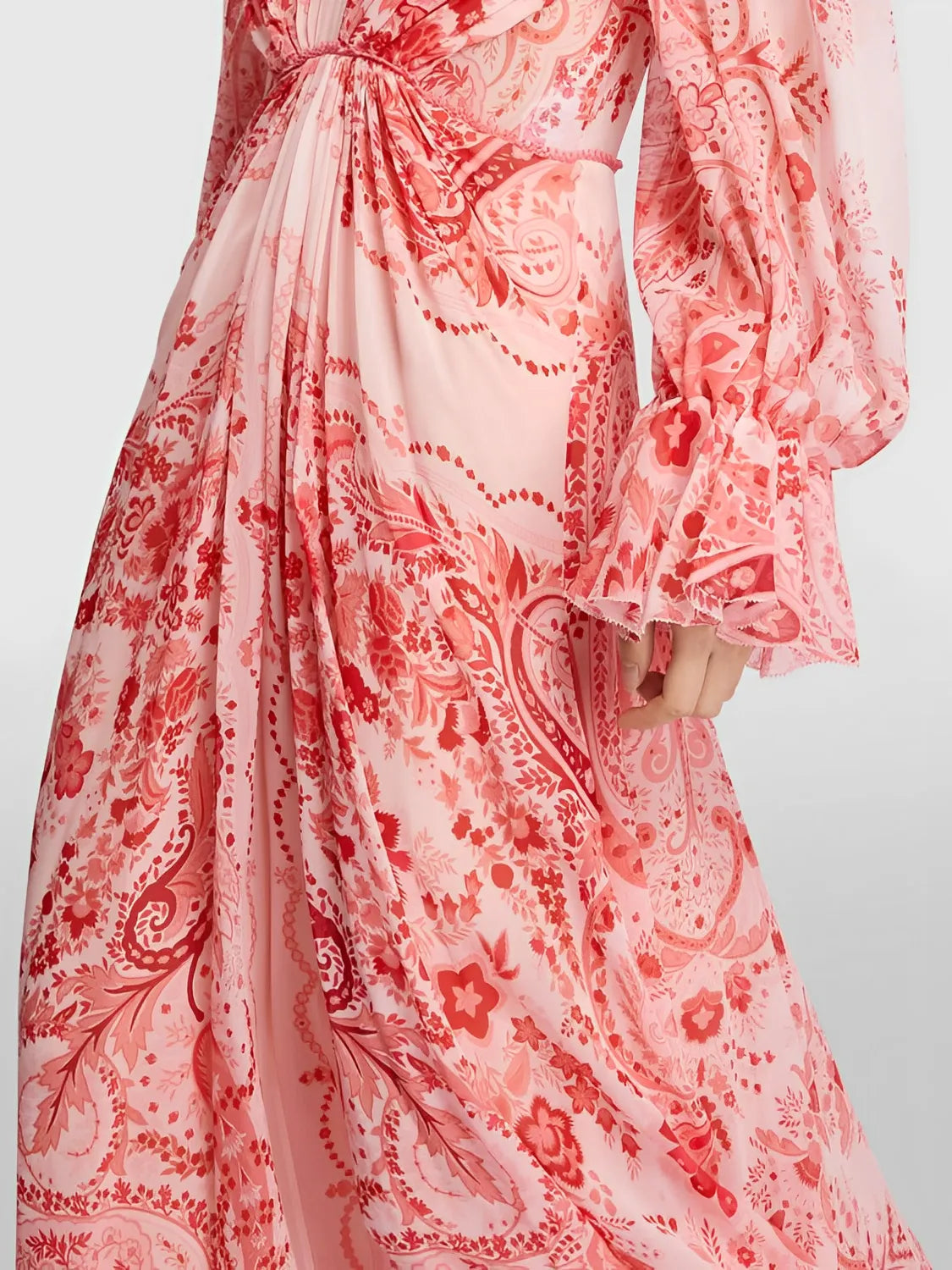 Vestido Longo Estampado Acinturado com Mangas Longas Elegantes – Clarisse