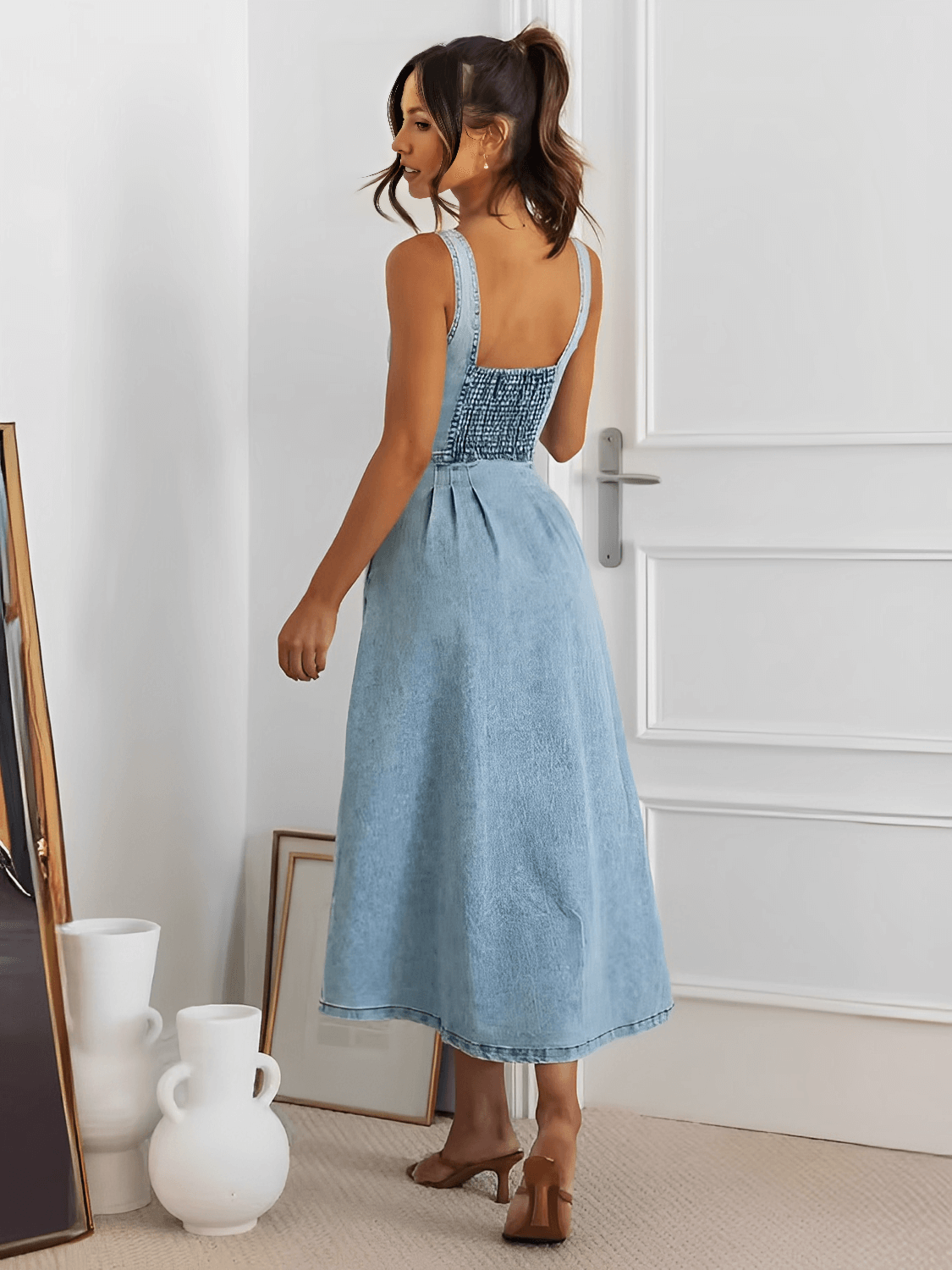 Vestido Midi Jeans com Decote Coração e Botões Frontais – Pilar