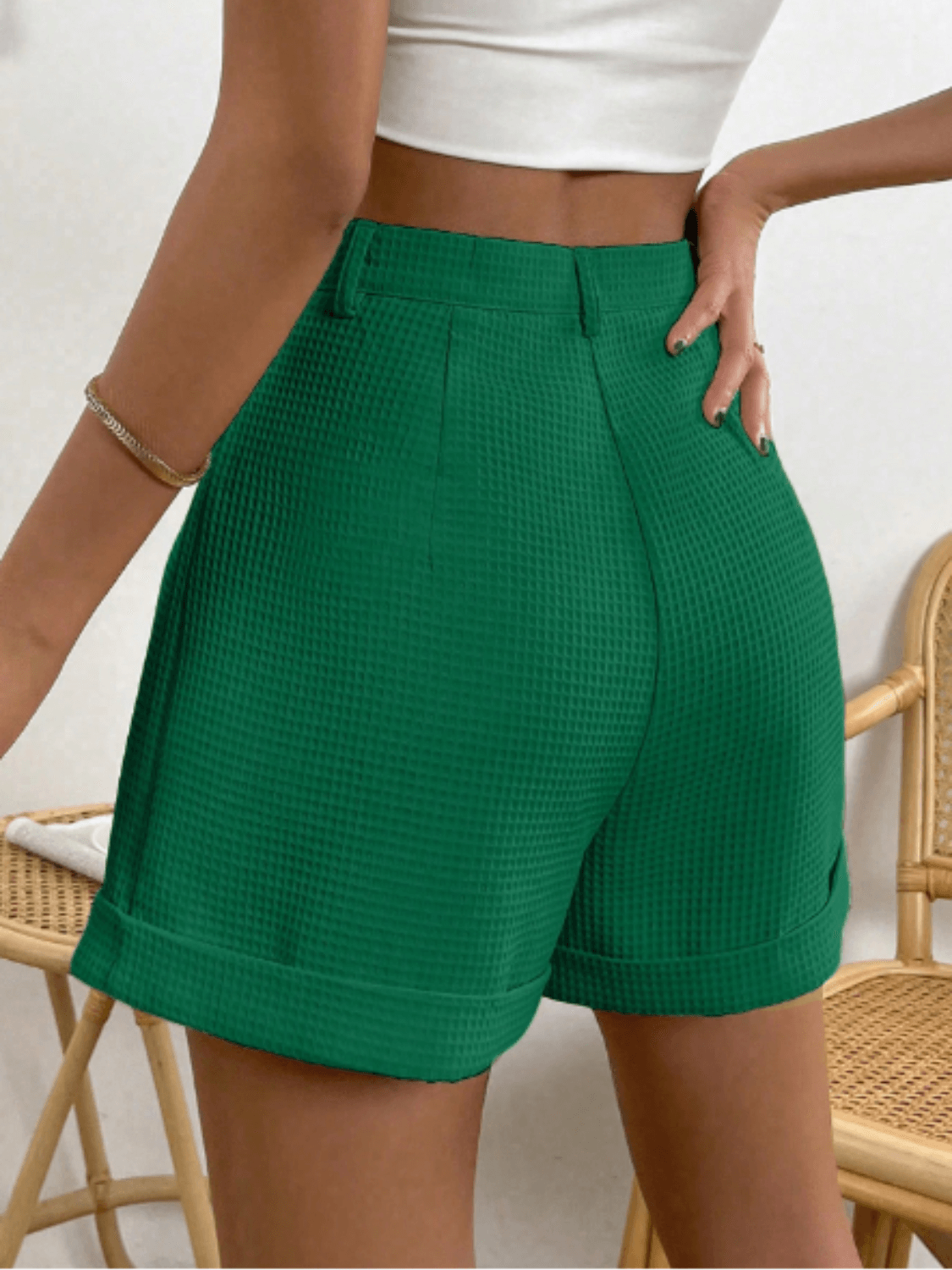Short Texturizado Drapeado na Cintura com Acabamento Sofisticado - Mariana