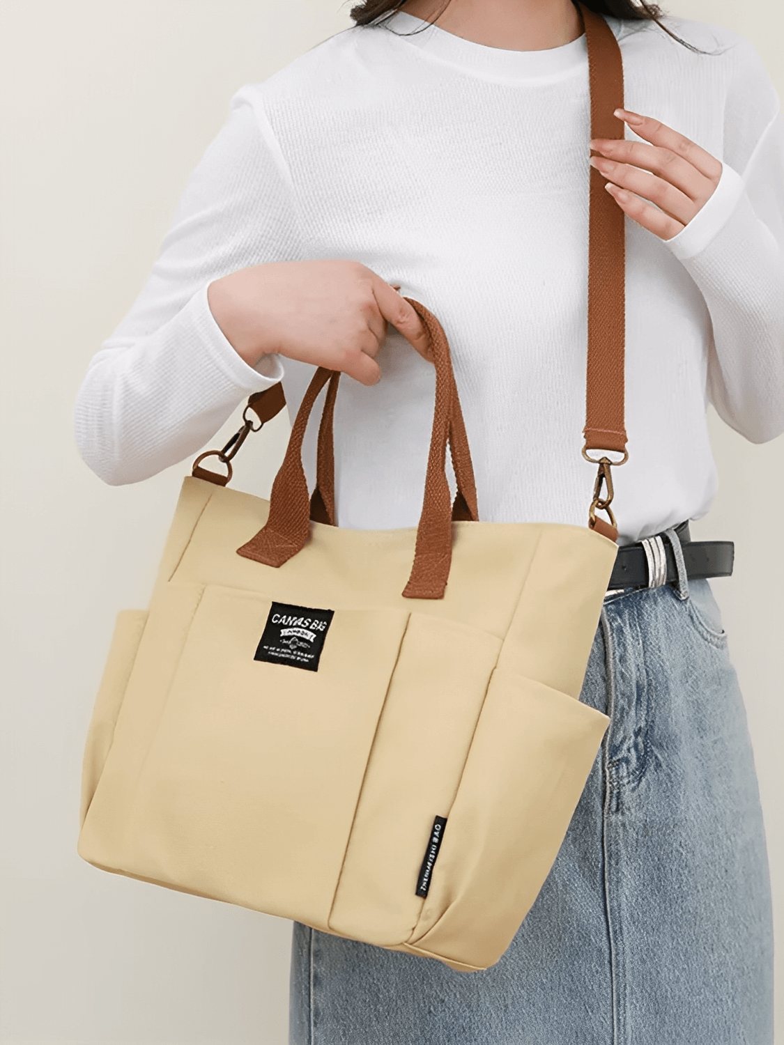 Bolsa Grande em Lona com Alça Ajustável Removível e Bolsos – Rania