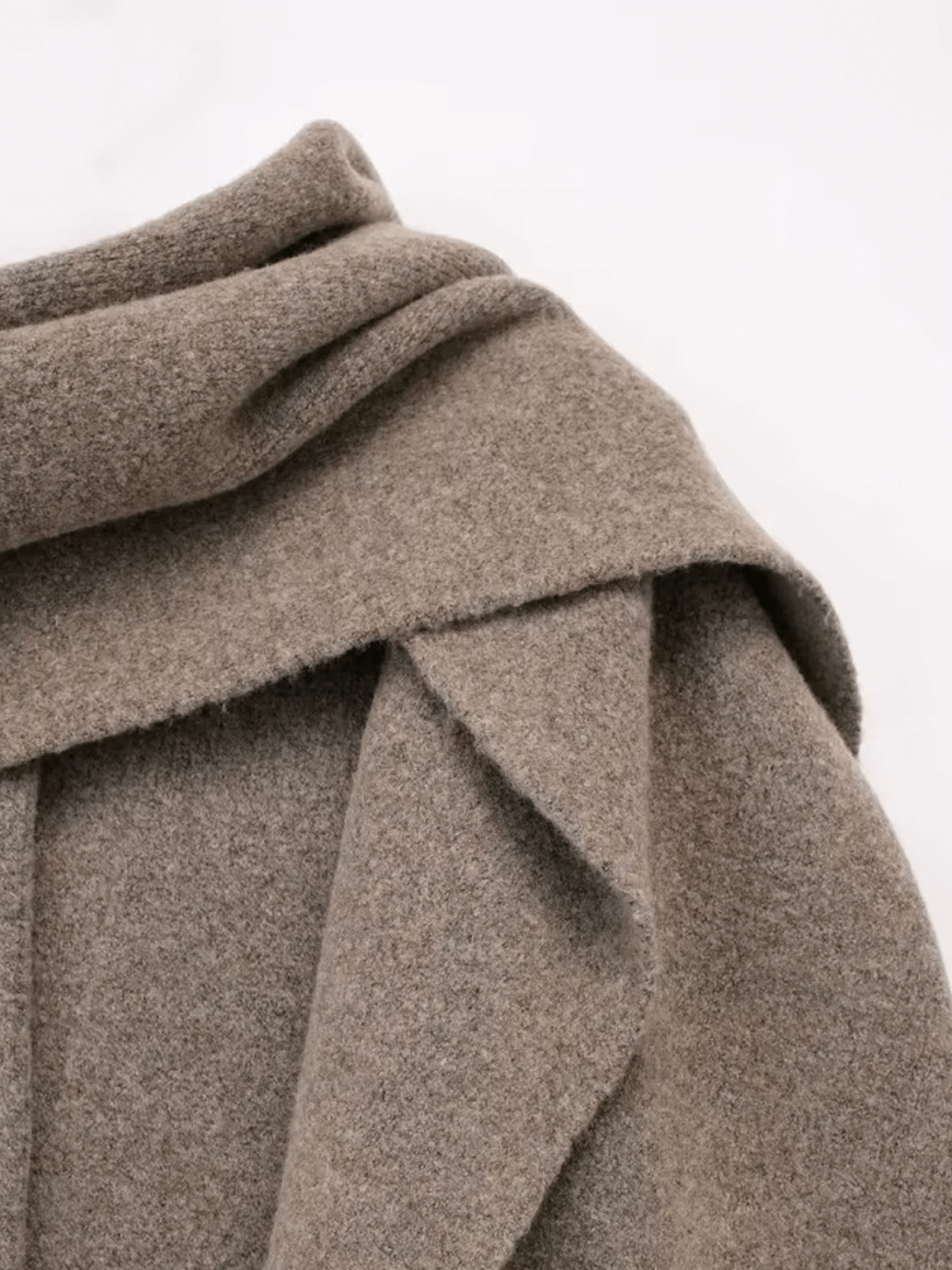 Casaco Oversized em Lã Batida com Cachecol Removível - Marjorie