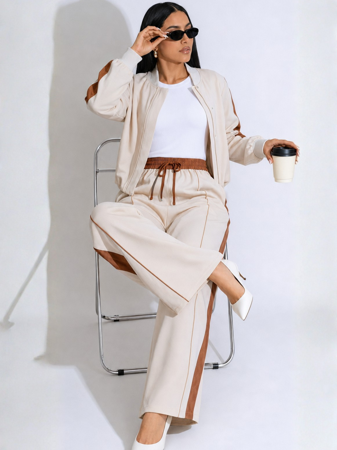 Conjunto Esportivo com Jaqueta Bomber e Calça Wide Leg Ajustável- Zaia