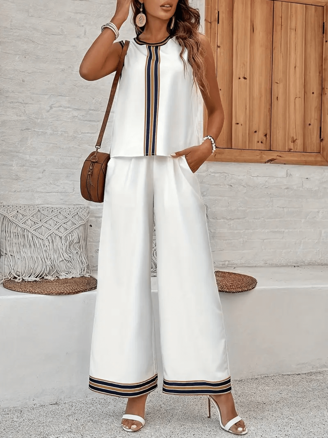Conjunto com Blusa Regata Estampada e Calça Cós Alto com Bolsos - Melody