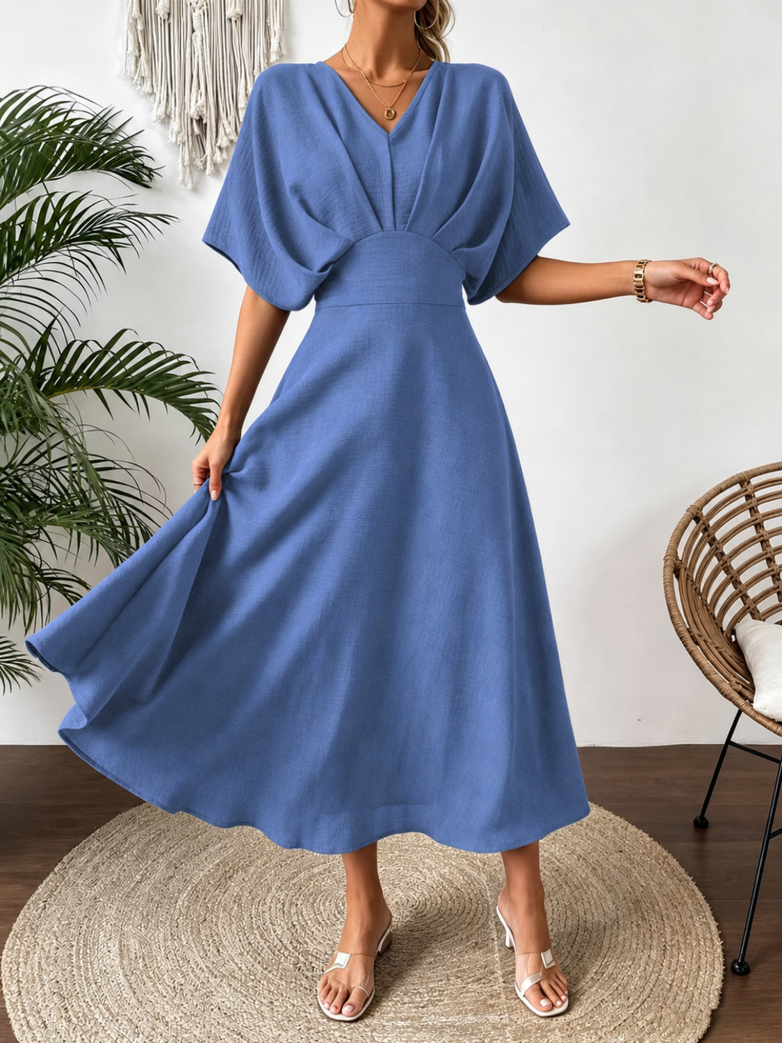 Vestido Midi Evasê Acinturado com Manga Morcego Decote V- Mayla