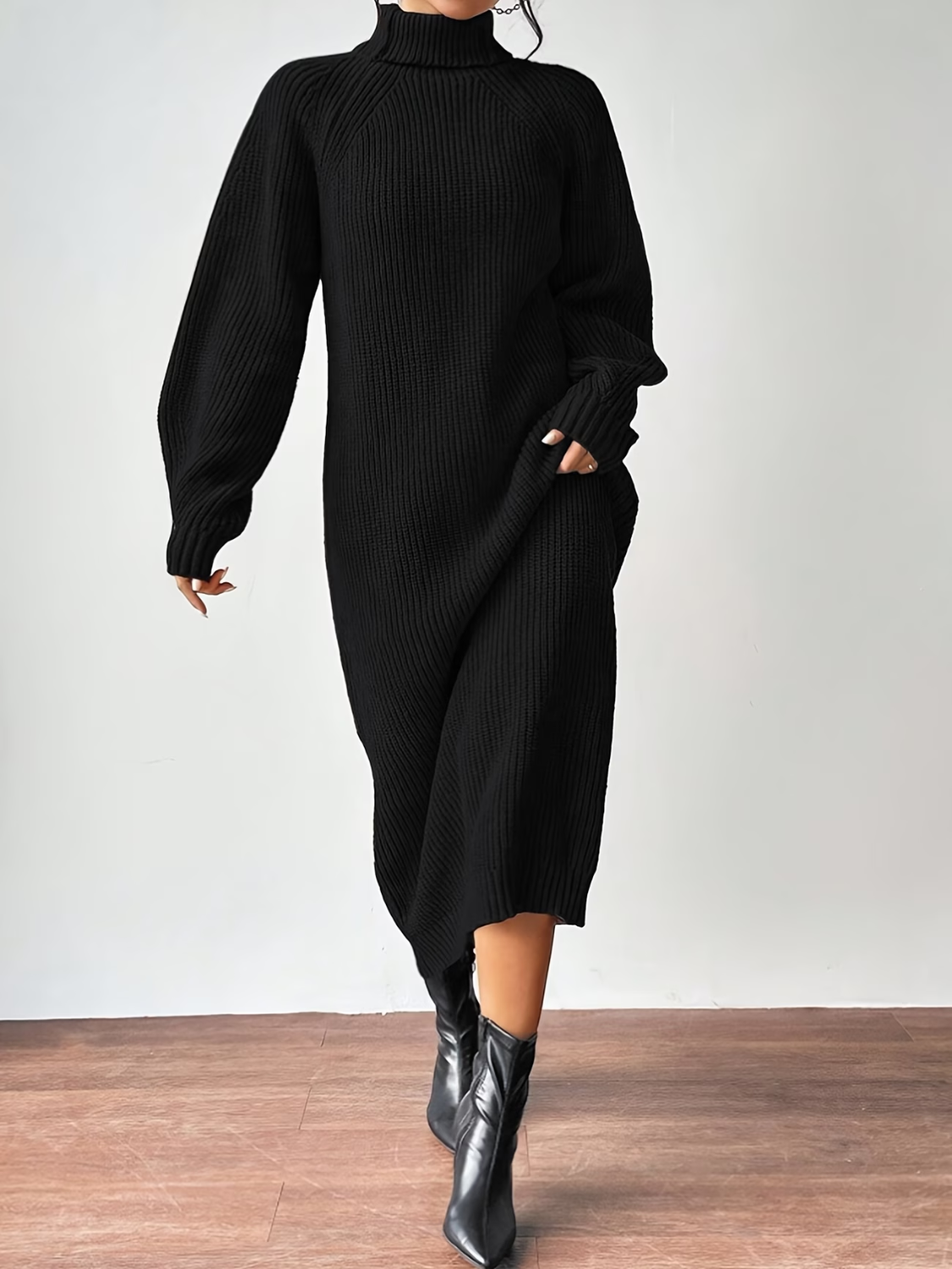 Vestido Suéter Midi em Tricô Canelado com Gola Alta e Mangas Longas - Julieta