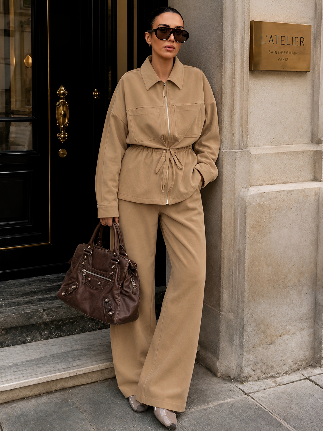 Conjunto em Sarja Jaqueta Oversized Ajustável e Calça Wide Leg - Monique