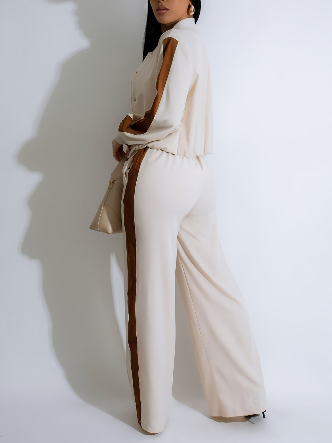 Conjunto Esportivo com Jaqueta Bomber e Calça Wide Leg Ajustável- Zaia