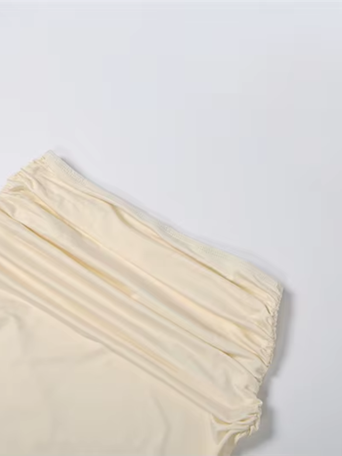 Conjunto com Blusa Longa Estilo Capa Assimétrica e Saia Drapeada - Frida