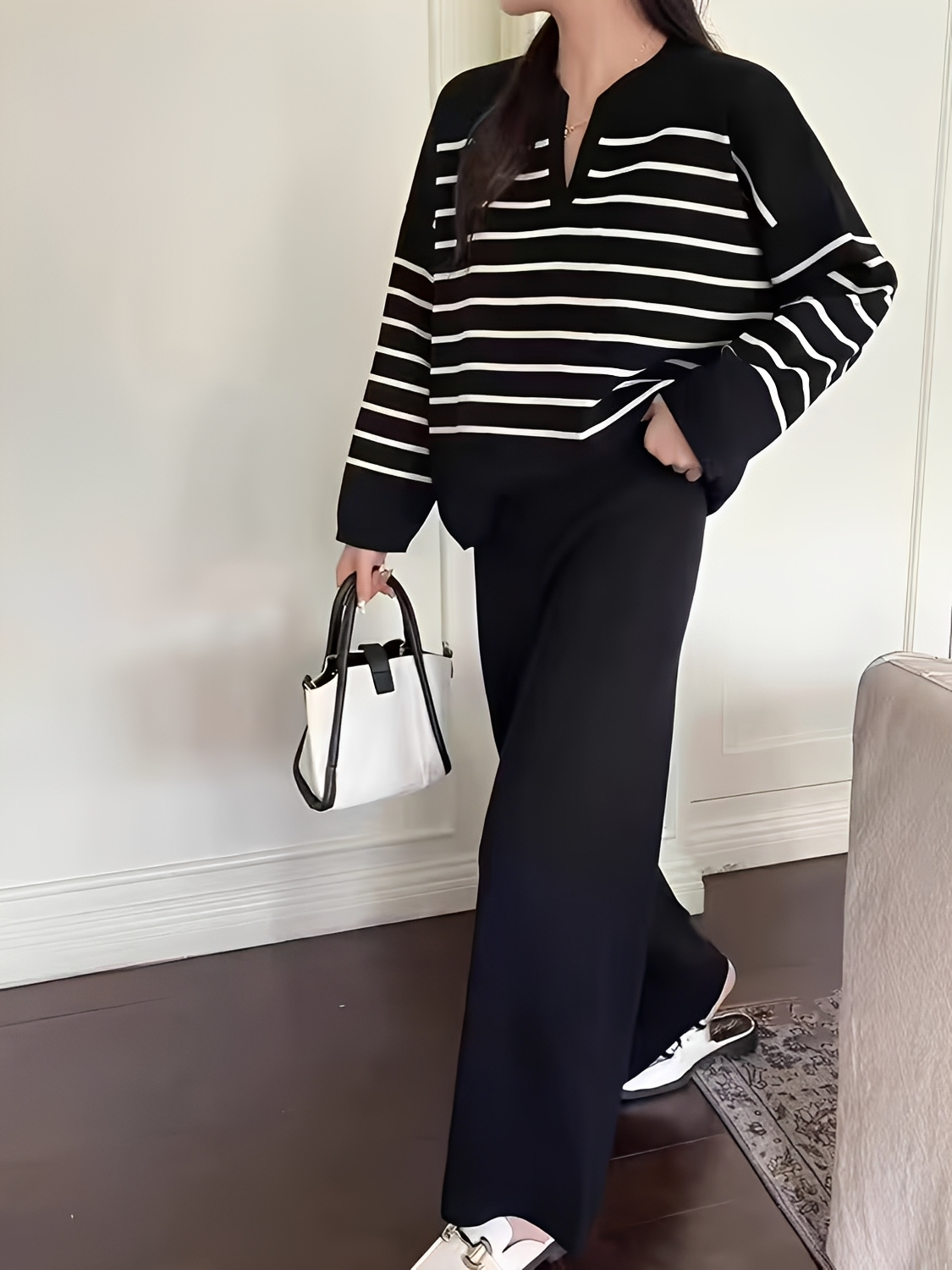 Conjunto em Tricô com Suéter Oversized Listrado e Calça Wide Leg - Caroline