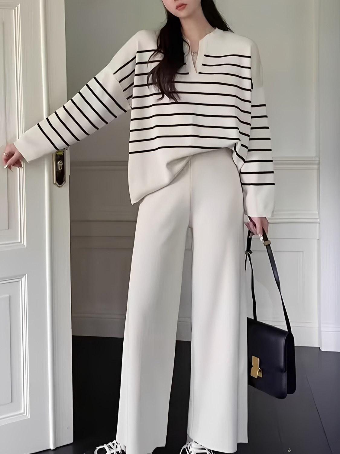 Conjunto em Tricô com Suéter Oversized Listrado e Calça Wide Leg - Caroline