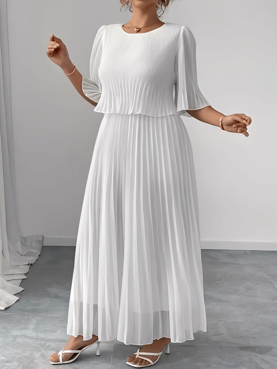 Vestido Longo Plissado em Chiffon com Camadas Duplas – Marcela