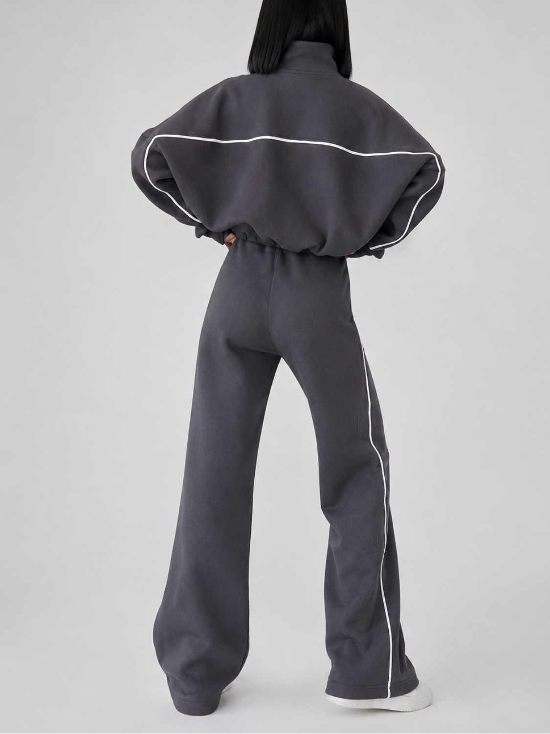 Conjunto Esportivo com Listras Casaco de Zíper e Calça Wide Leg - Pabline