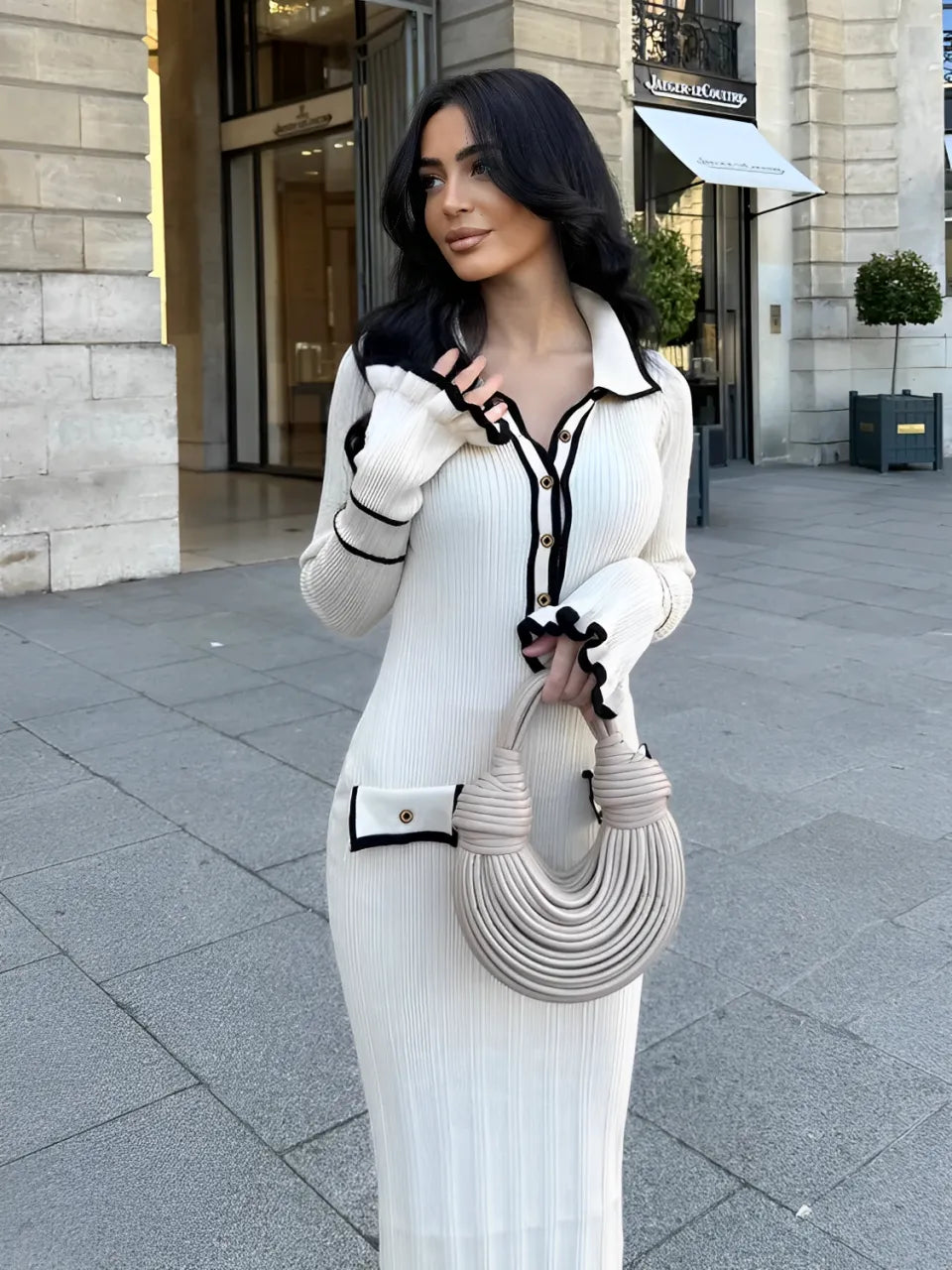 Vestido Longo em Tricô com Manga Longa Babados e Bolso Decorativo – Estefânia