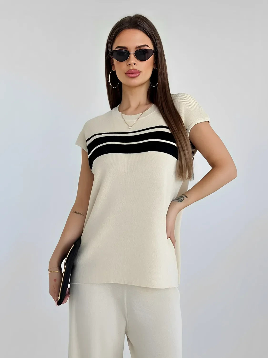 Conjunto em Viscose com Listras Blusa Manga Curta e Calça Solta - Emilia