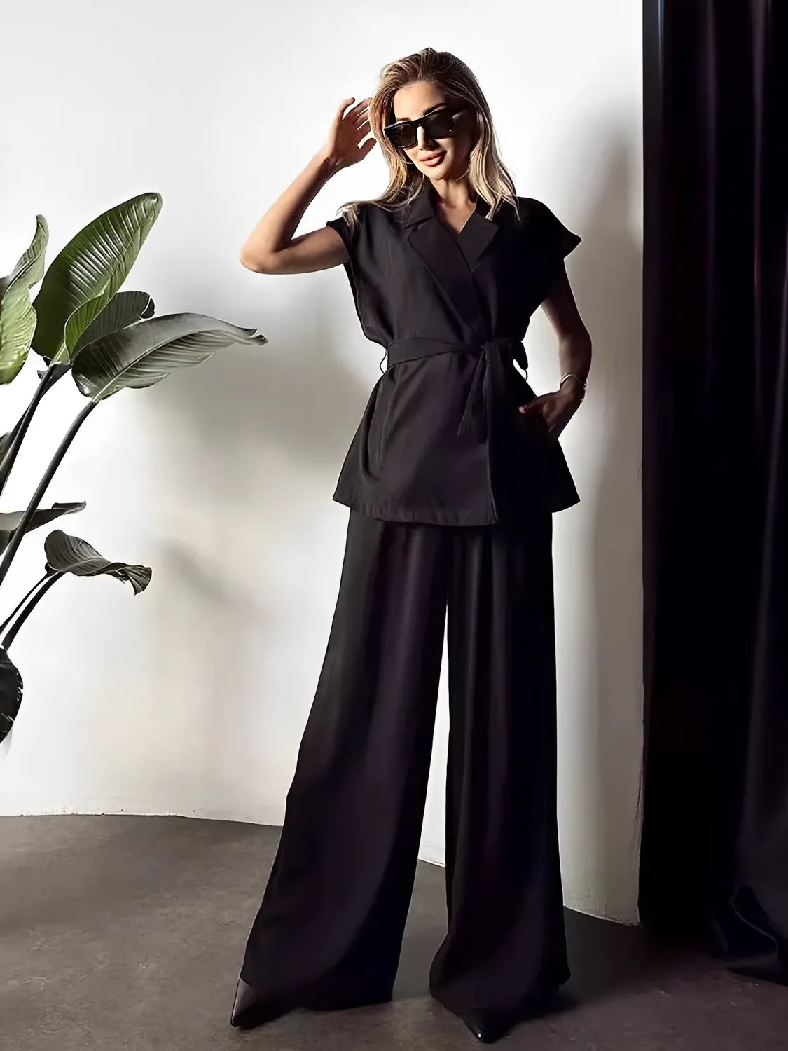 Conjunto Alfaiataria com Blusa de Amarração e Calça Pantalona - Dominique