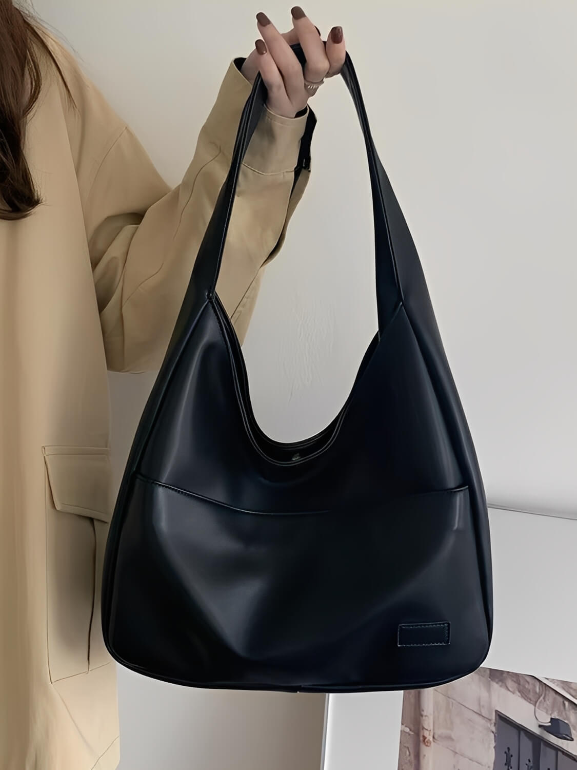 Bolsa de Ombro Vintage em Couro PU com Design Triangular Alongado - Edwina
