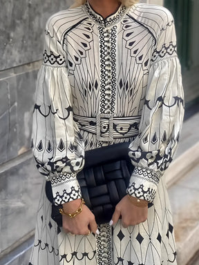 Vestido Midi Estampado com Gola Padre Cinto e Mangas Longas - Mia