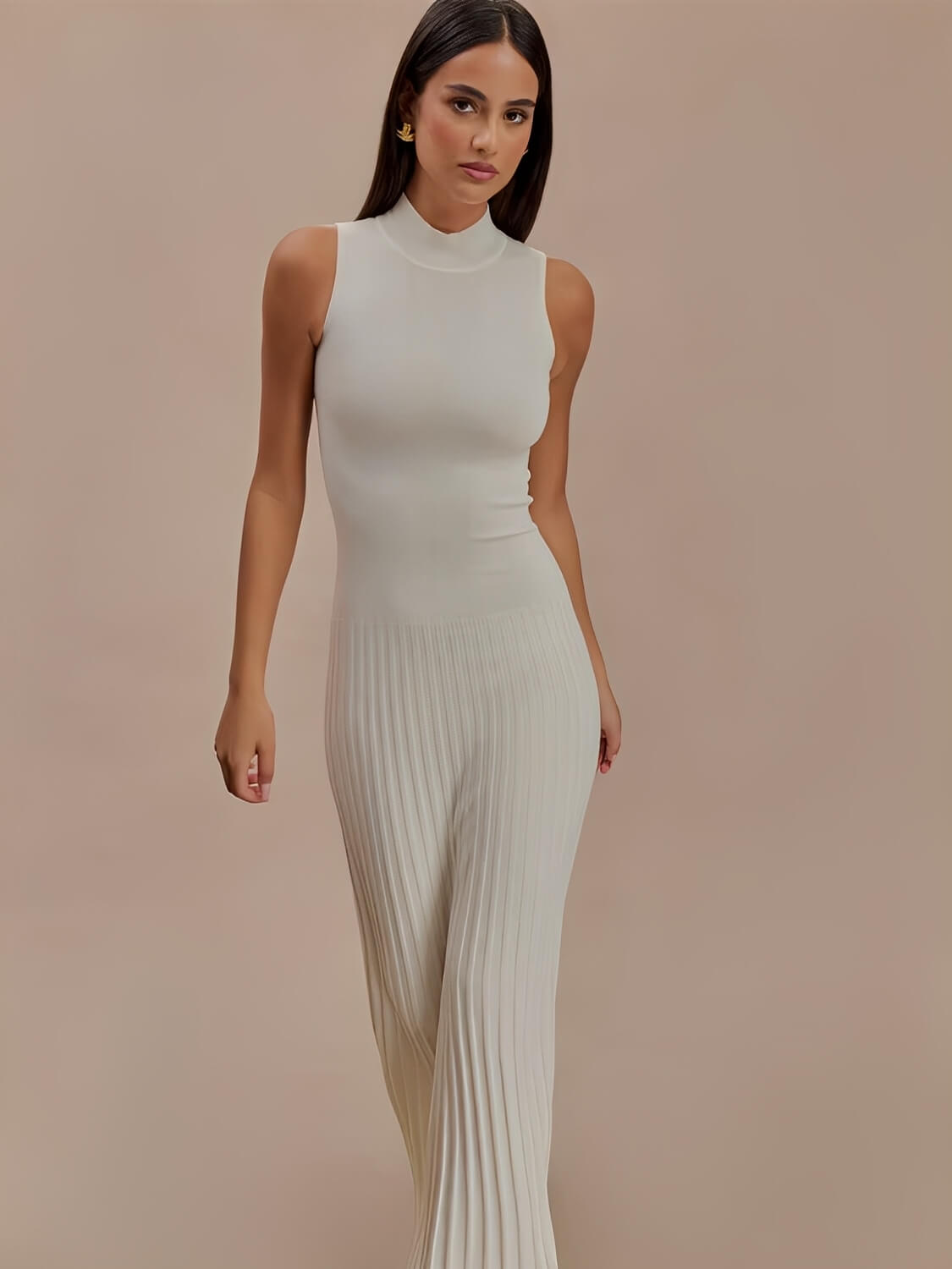 Vestido Longo em Tricô Canelado com Gola Alta e Saia Plissada – Sonia [FRETE FULL]