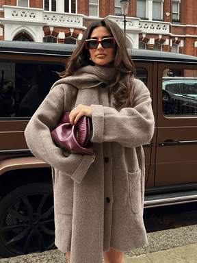 Casaco Oversized em Lã Batida com Cachecol Removível - Marjorie