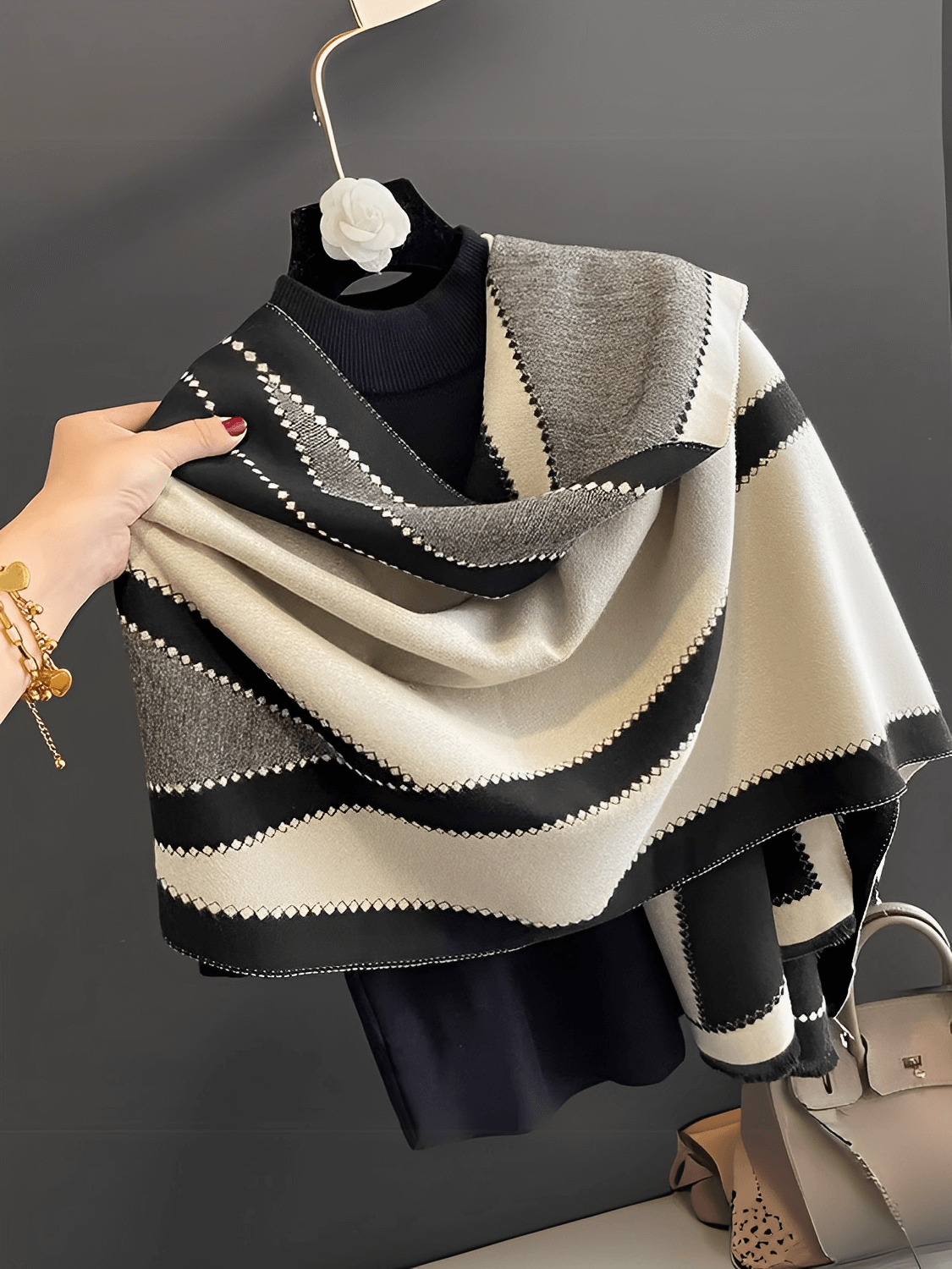Cachecol em Caxemira Estampado com Franjas – Marluce