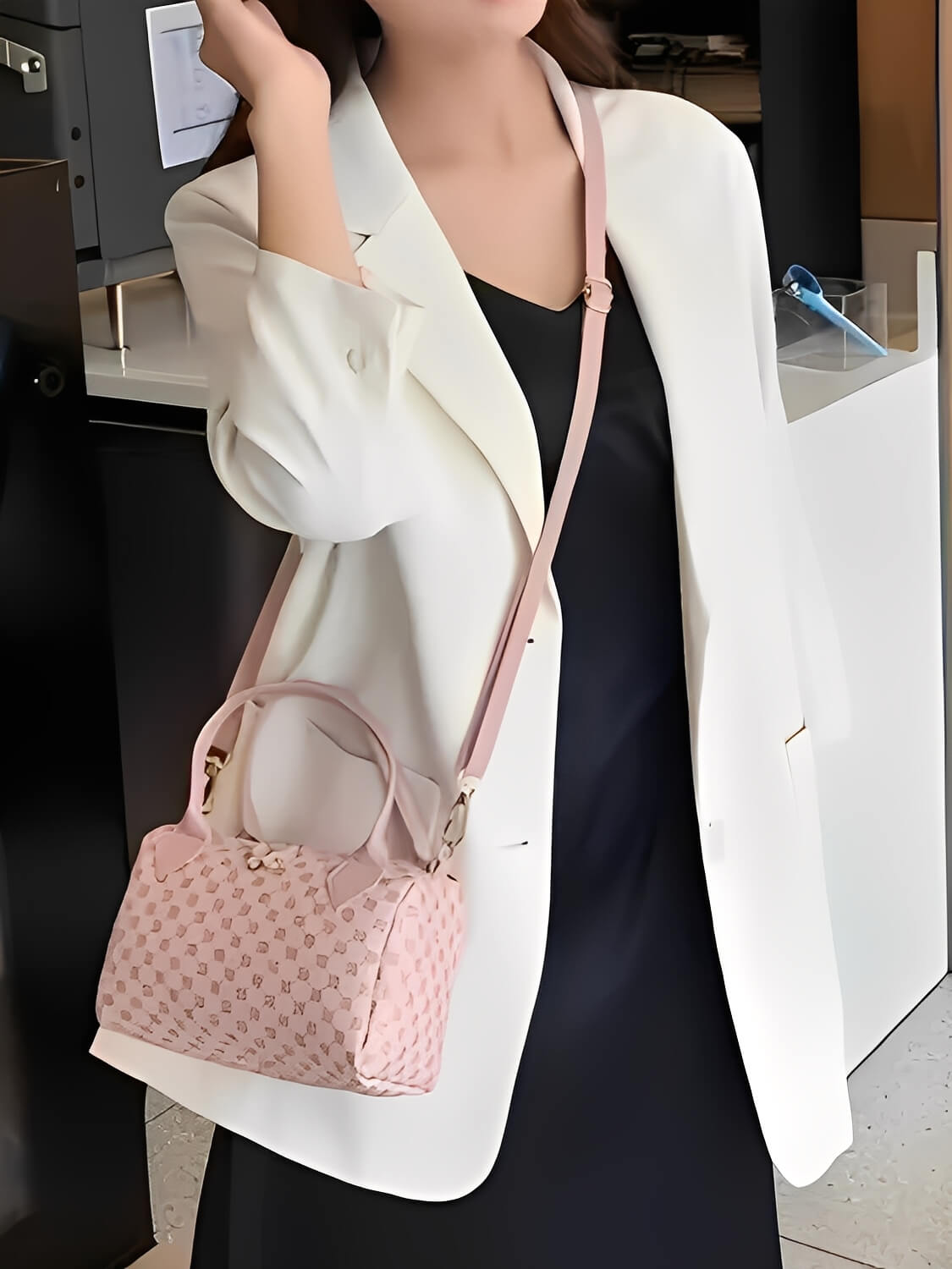 Bolsa Tiracolo em Couro PU Estampada com Alça Ajustável - Brunelli