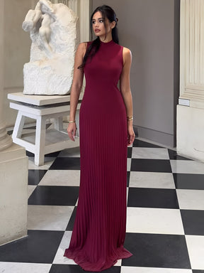 Vestido Longo em Tricô Canelado com Gola Alta e Saia Plissada – Sonia