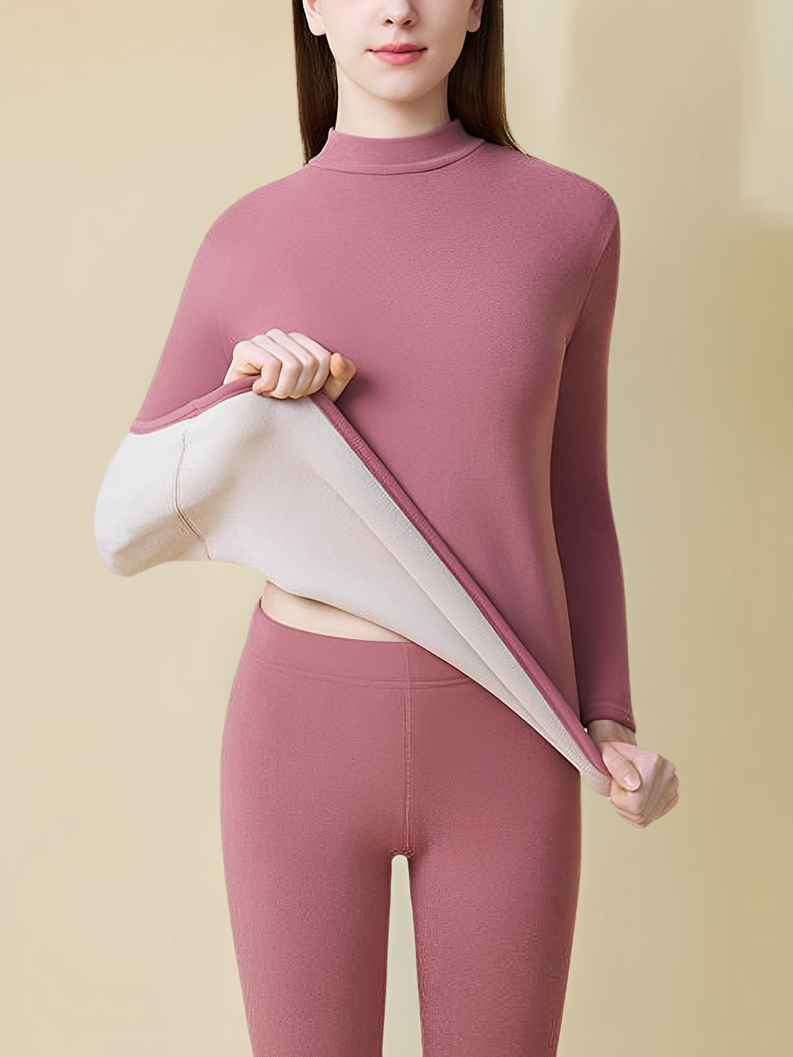 Conjunto Térmico Peluciado com Blusa Gola Alta e Calça Legging – Alicya