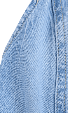 Macacão Jeans Pantalona com Decote Nadador e Bolsos - Jordana