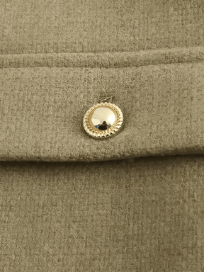 Casaco Tweed com Bolsos Decorativos e Fechamento em Botões - Angelique [FRETE FULL]