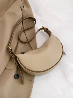 Bolsa Tiracolo Meia-Lua Couro PU Texturizado com Alça Ajustável - Roselyn