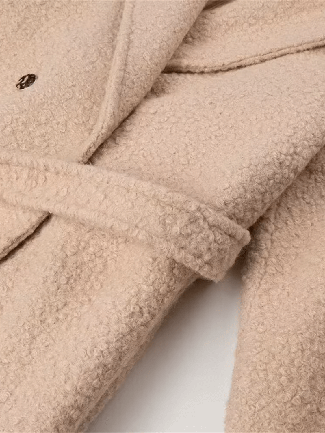 Sobretudo Longo Teddy em Lã com Cinto-Faixa e Fivelas – Jennie
