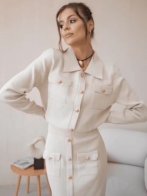 Conjunto Alfaiataria em Viscose com Suéter e Saia Midi de Botões - Geyze