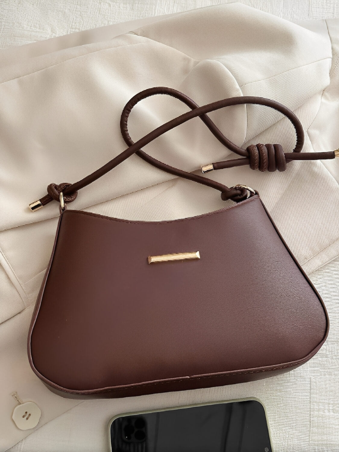 Bolsa Baguete Tiracolo em Couro PU e Alça Ajustável com Nó - Kaylee