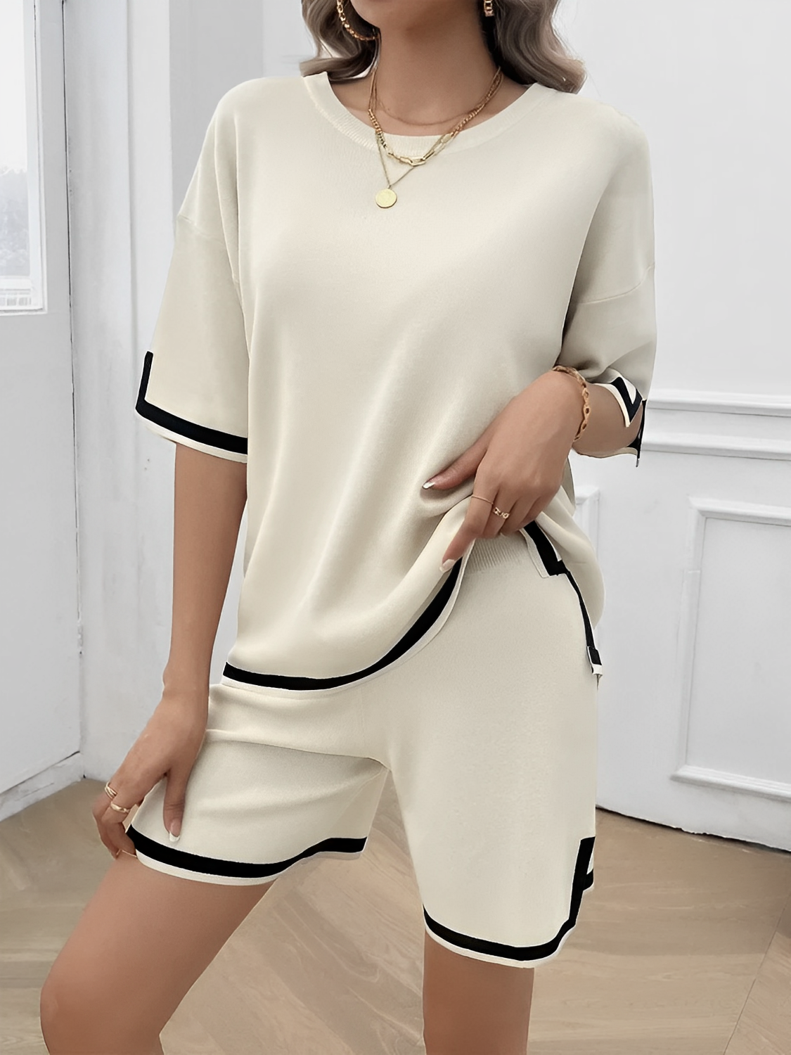 Conjunto em Viscose com Blusa Mullet  Recortes Laterais e Short - Andreza [FRETE FULL]