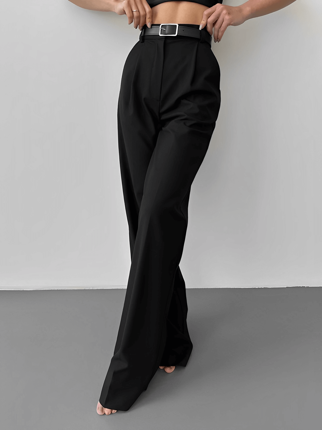 Calça Wide Leg em Alfaiataria Clássica com Cintura Alta e Bolsos – Kate