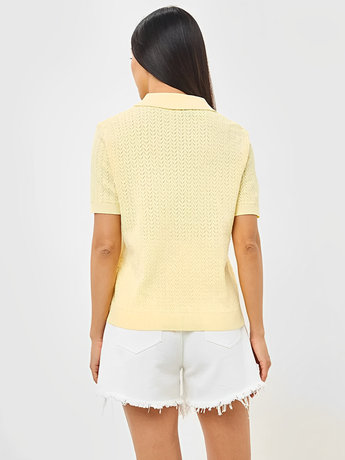 Blusa em Viscose Texturizada com Gola Polo e Botões - Tábata