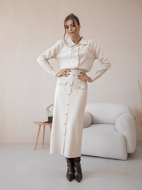Conjunto Alfaiataria em Viscose com Suéter e Saia Midi de Botões - Geyze