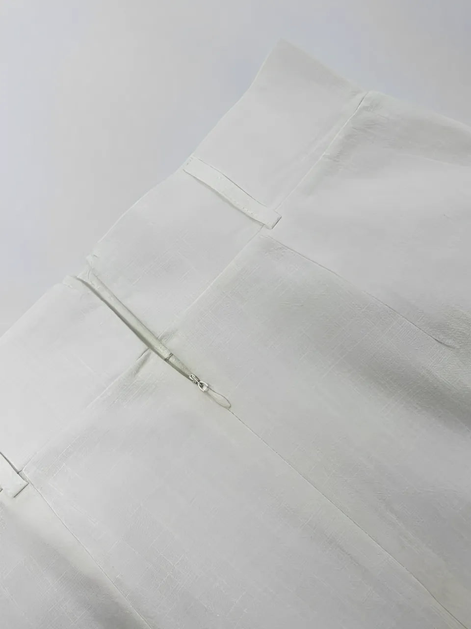 Conjunto com Blusa de Ombro Único e Saia Longa de com Amarração - Malena