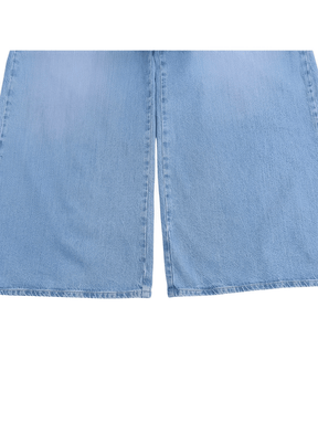 Macacão Jeans Pantalona com Decote Nadador e Bolsos - Jordana