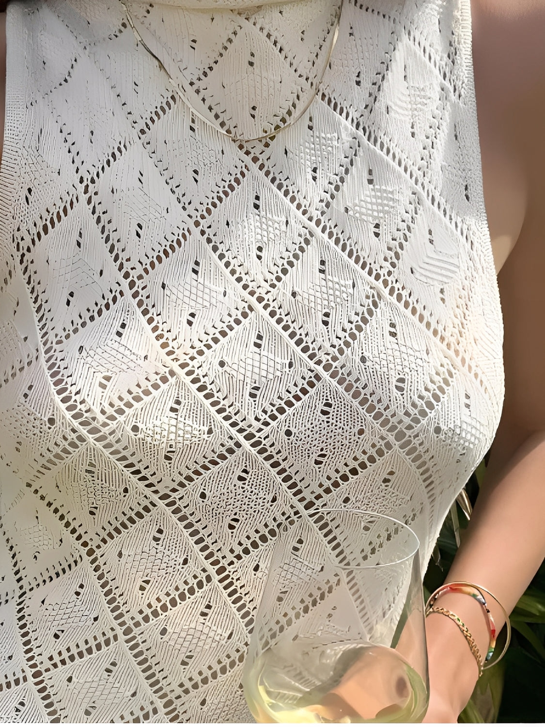 Vestido Longo em Crochê Vazado com Fenda Lateral – Filipa [FRETE FULL]