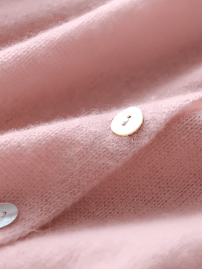 Cardigan em Tricô Fino com Botões Assimétrico - Luzia