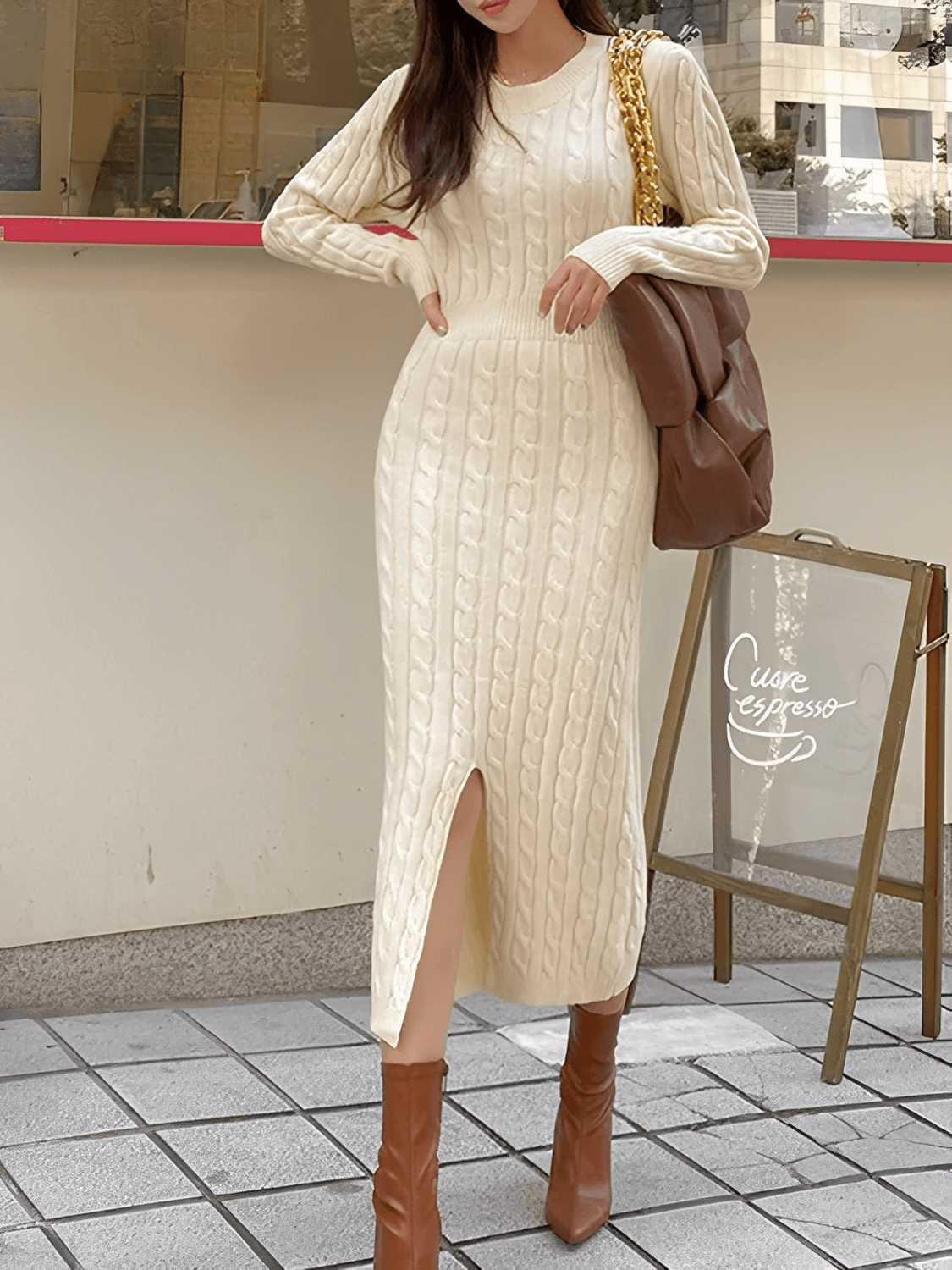 Vestido Midi em Tricô Texturizado com Decote 2 em 1 e Manga Longa – Genebra [FRETE FULL]