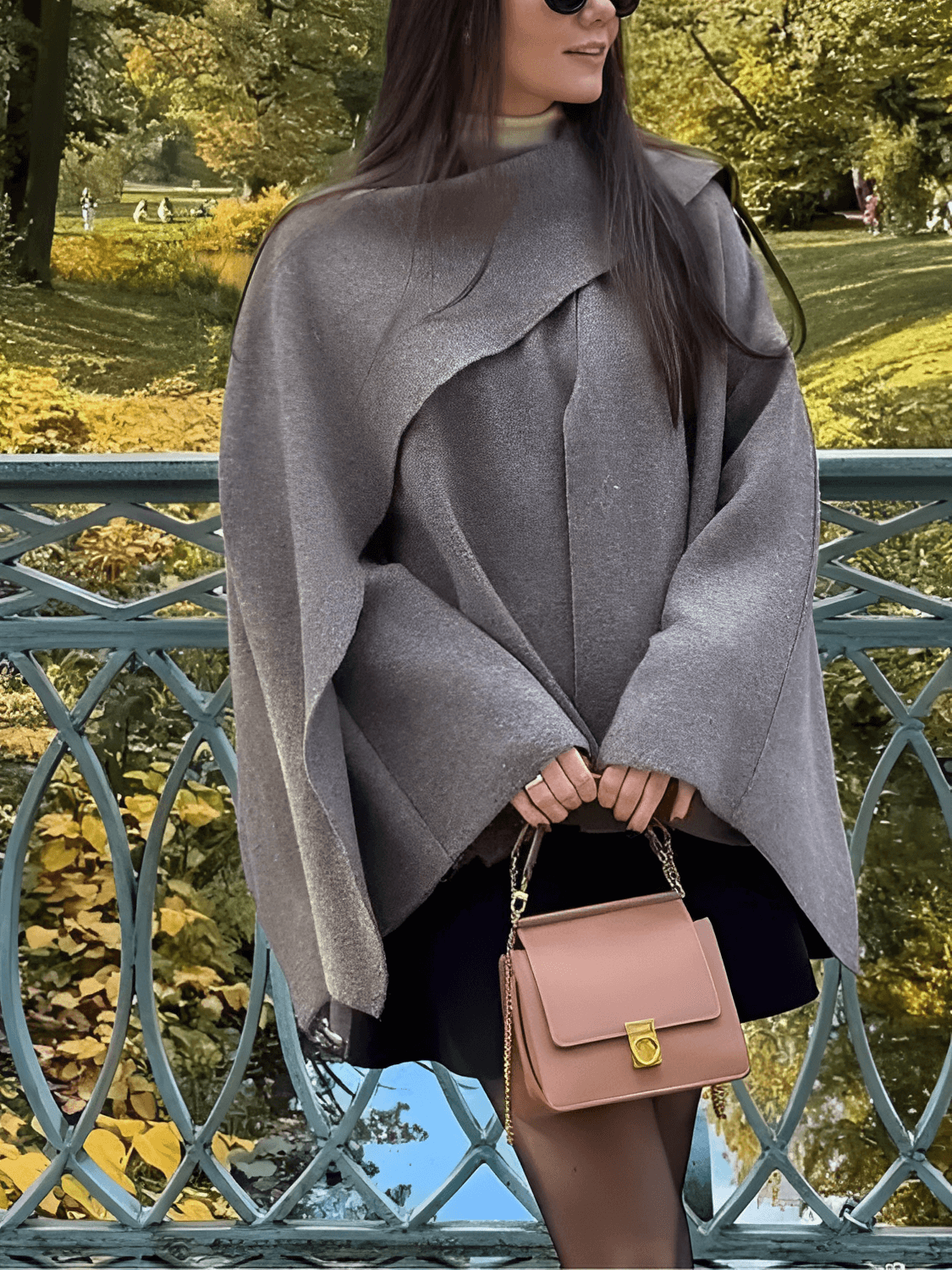Casaco Poncho Assimétrico  com Gola Lenço – Alana