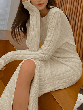 Vestido Midi em Tricô Texturizado com Decote 2 em 1 e Manga Longa – Genebra [FRETE FULL]