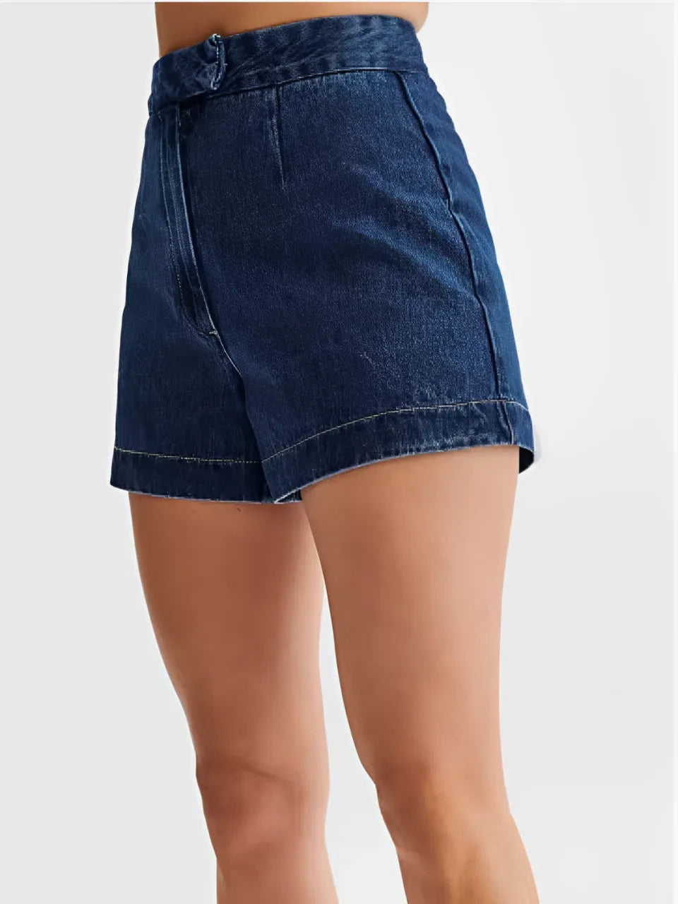 Conjunto Jeans com Colete de Botões e Short de Cintura Alta - Raiza