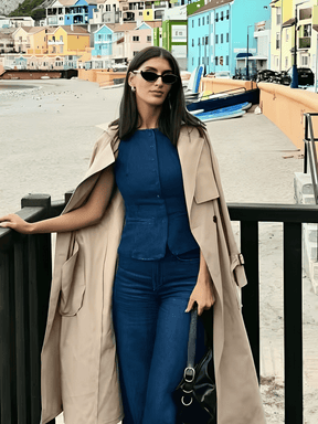 Colete Jeans Acinturado com Botões Frontais e Toque Retrô – Larissa