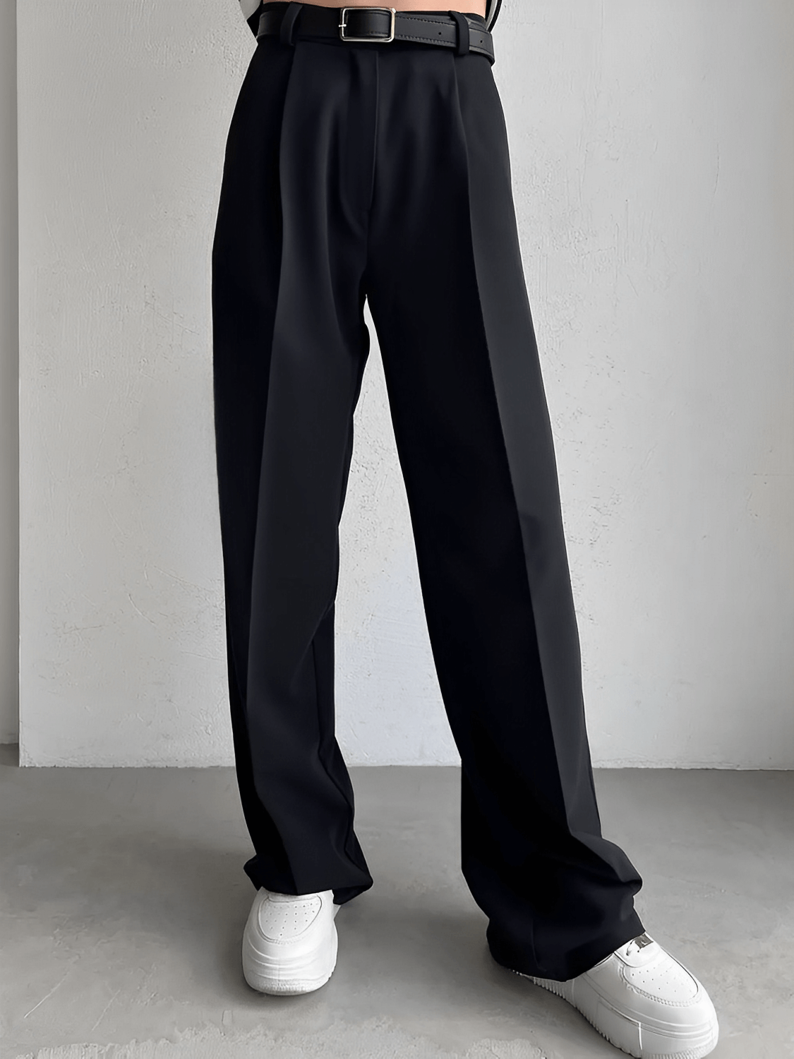 Calça Wide Leg em Alfaiataria Clássica com Cintura Alta e Bolsos – Kate