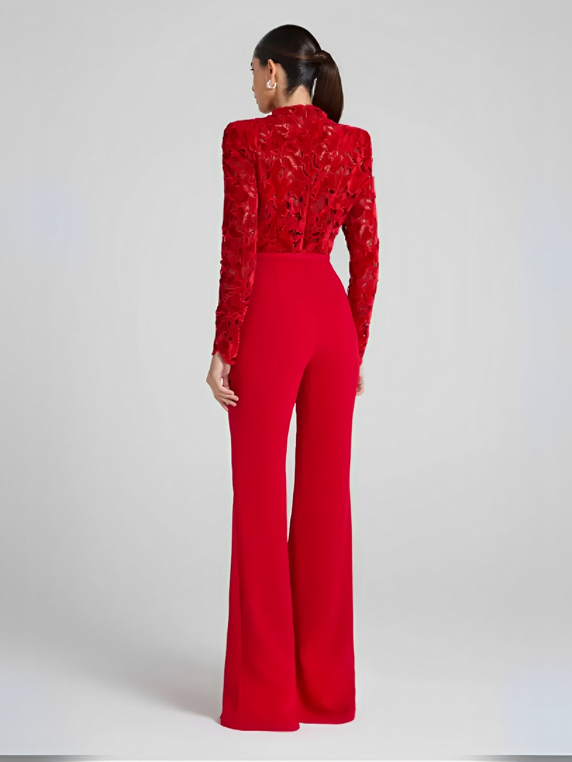 Macacão Elegante Manga Longa com Renda e Calça Flare com Cinto - Yeva [FRETE FULL]